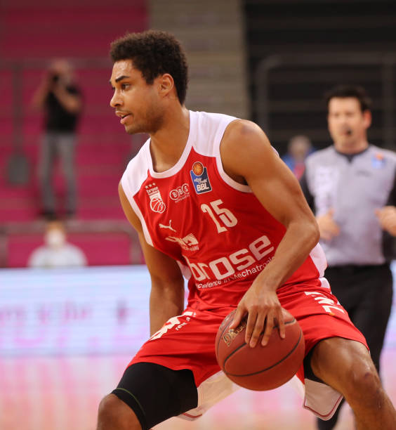 二者的较量 二者的较量